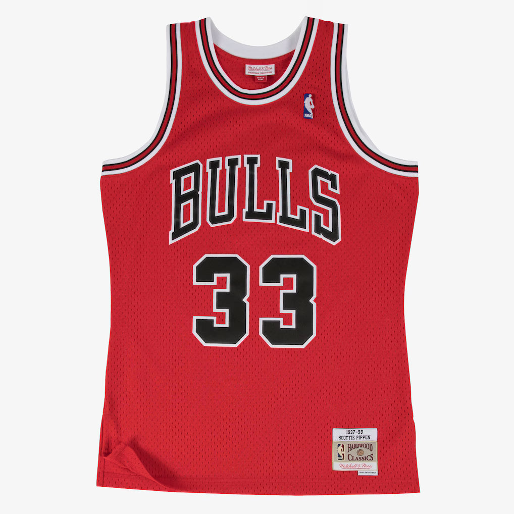 Mens Chicago Bulls Scottie Pippen Mitchell & Ness Red 1997-98 Hardwood Classics Swingman Jersey