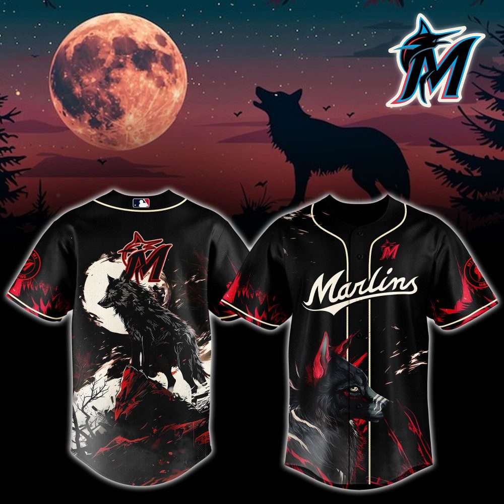 Majestic Wolf Baseball Jersey – Unique Moonlit Design For Fans &amp; Collectors